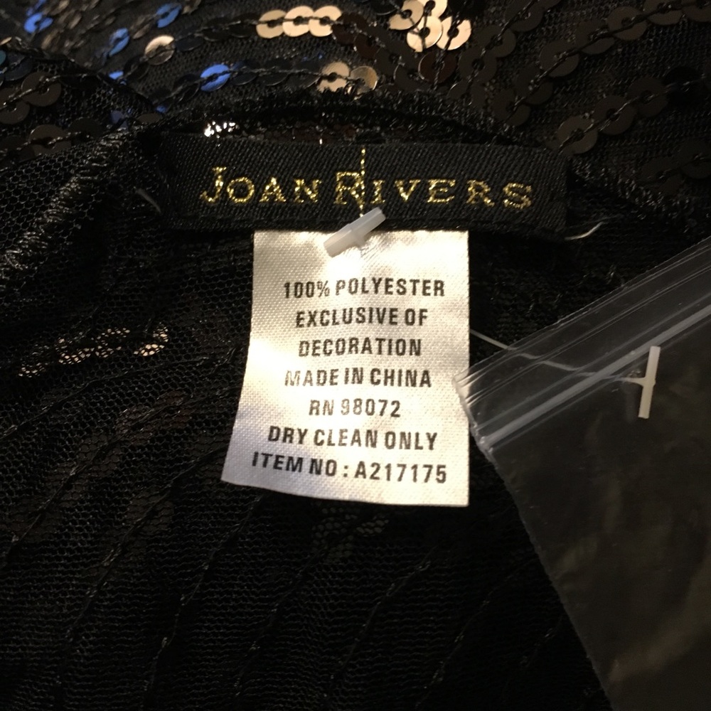 Joan Rivers - Picture 2 of 4